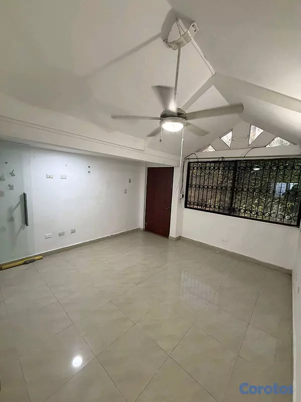 casas - Alquiler de Casa en Julieta Morales 15