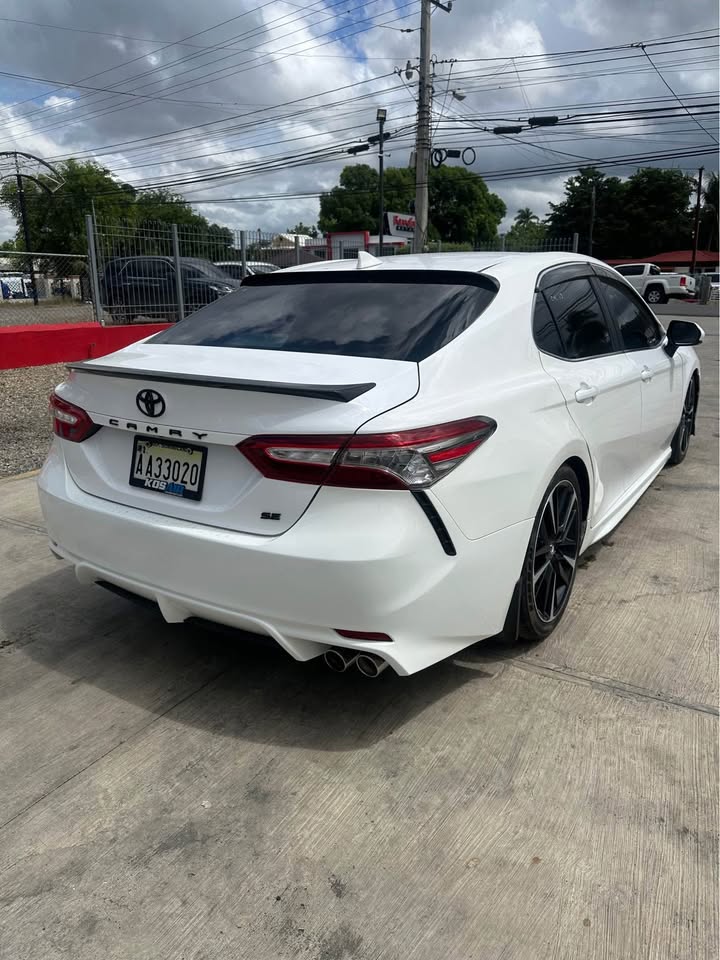 carros - Toyota Camry 2019 SE 1