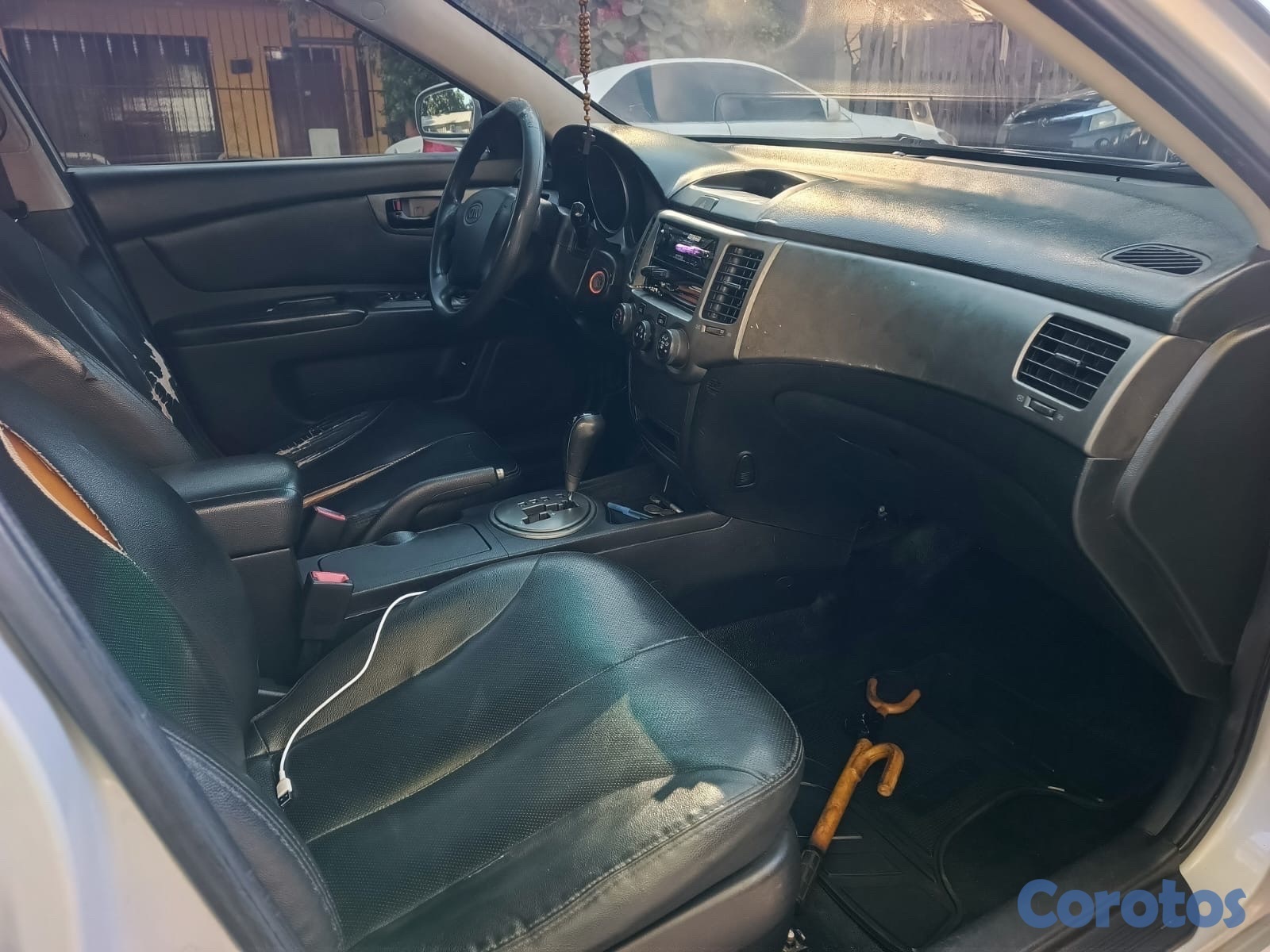 carros - KIA LOTZE  8