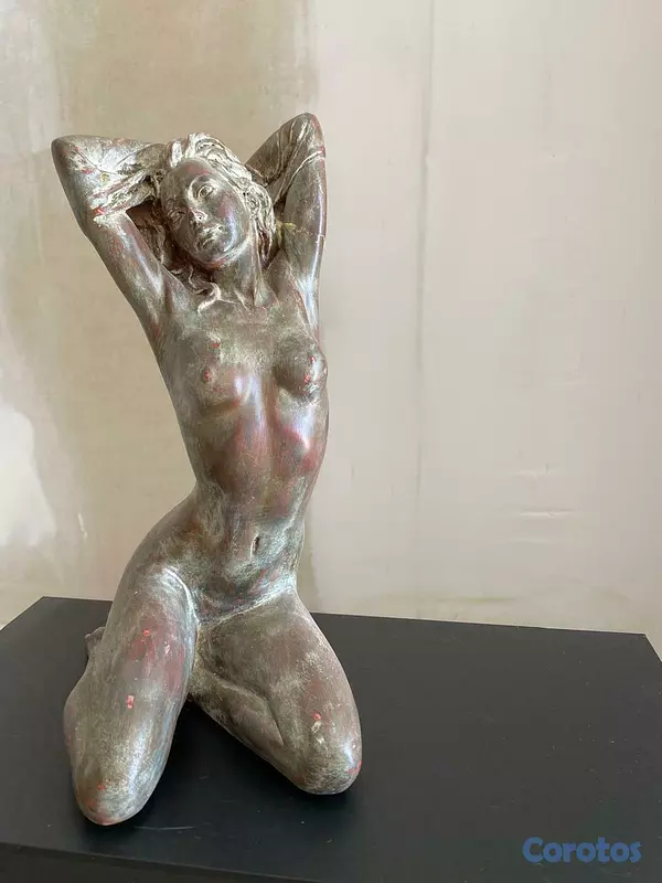 decoración y accesorios - escultura forjada en metal de mujer  2