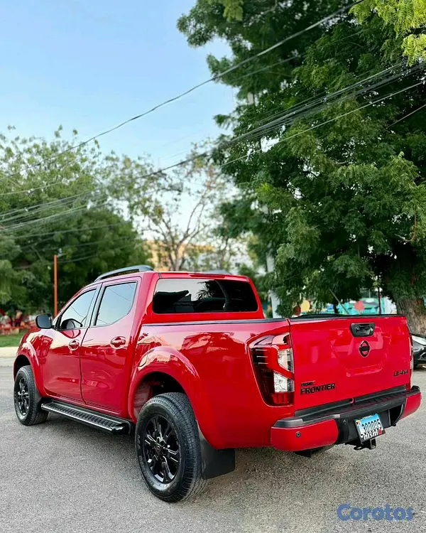 jeepetas y camionetas - Nissan frontier le 2018 3