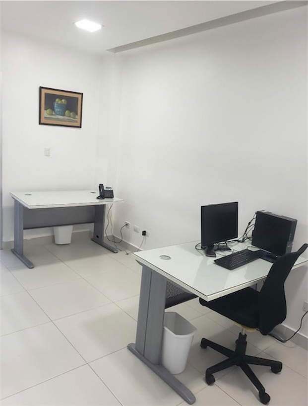 oficinas y locales comerciales - Oficina en zona céntrica de arroyo hondo 2