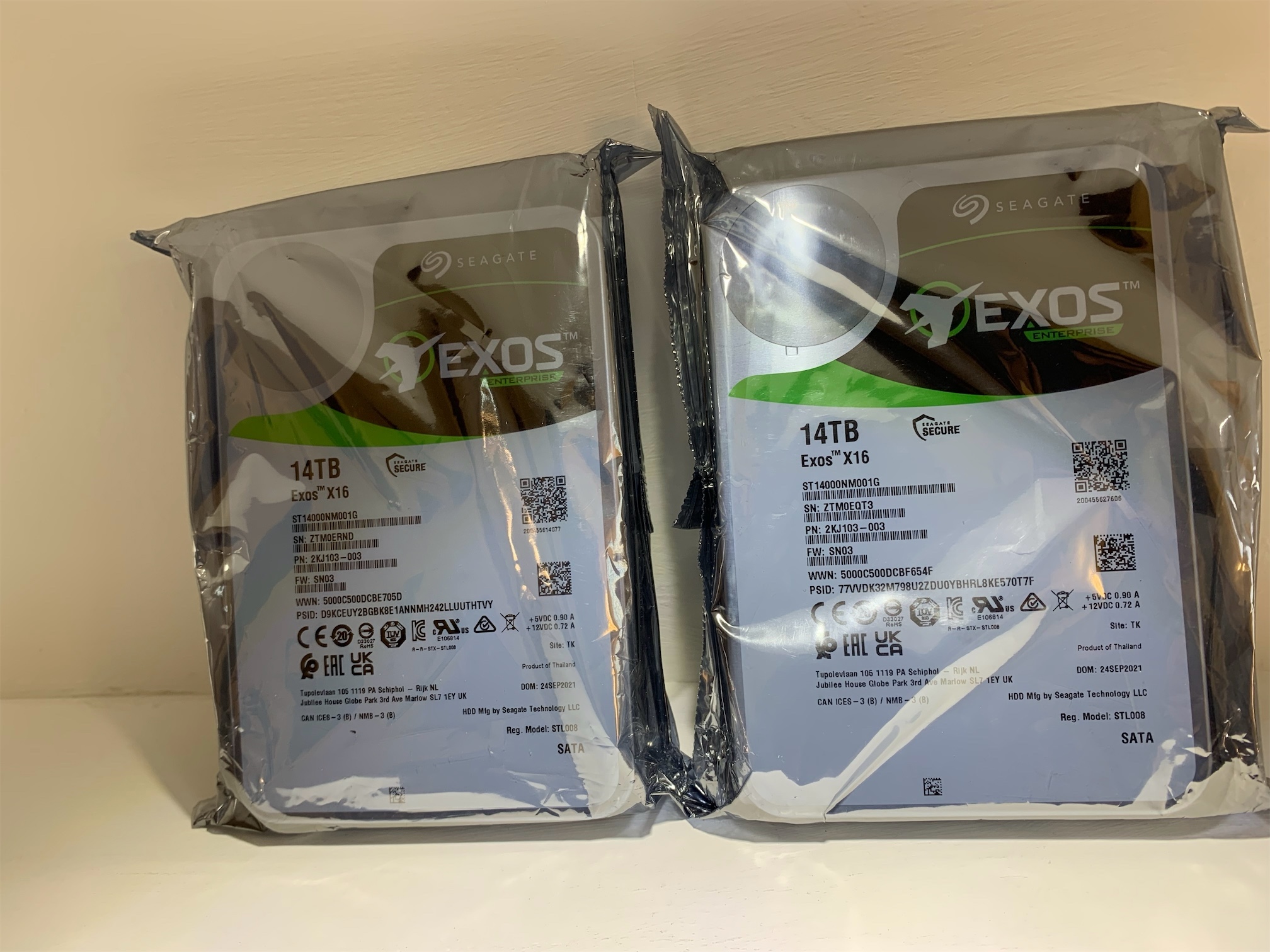 computadoras y laptops - SEGATE 14TB  1