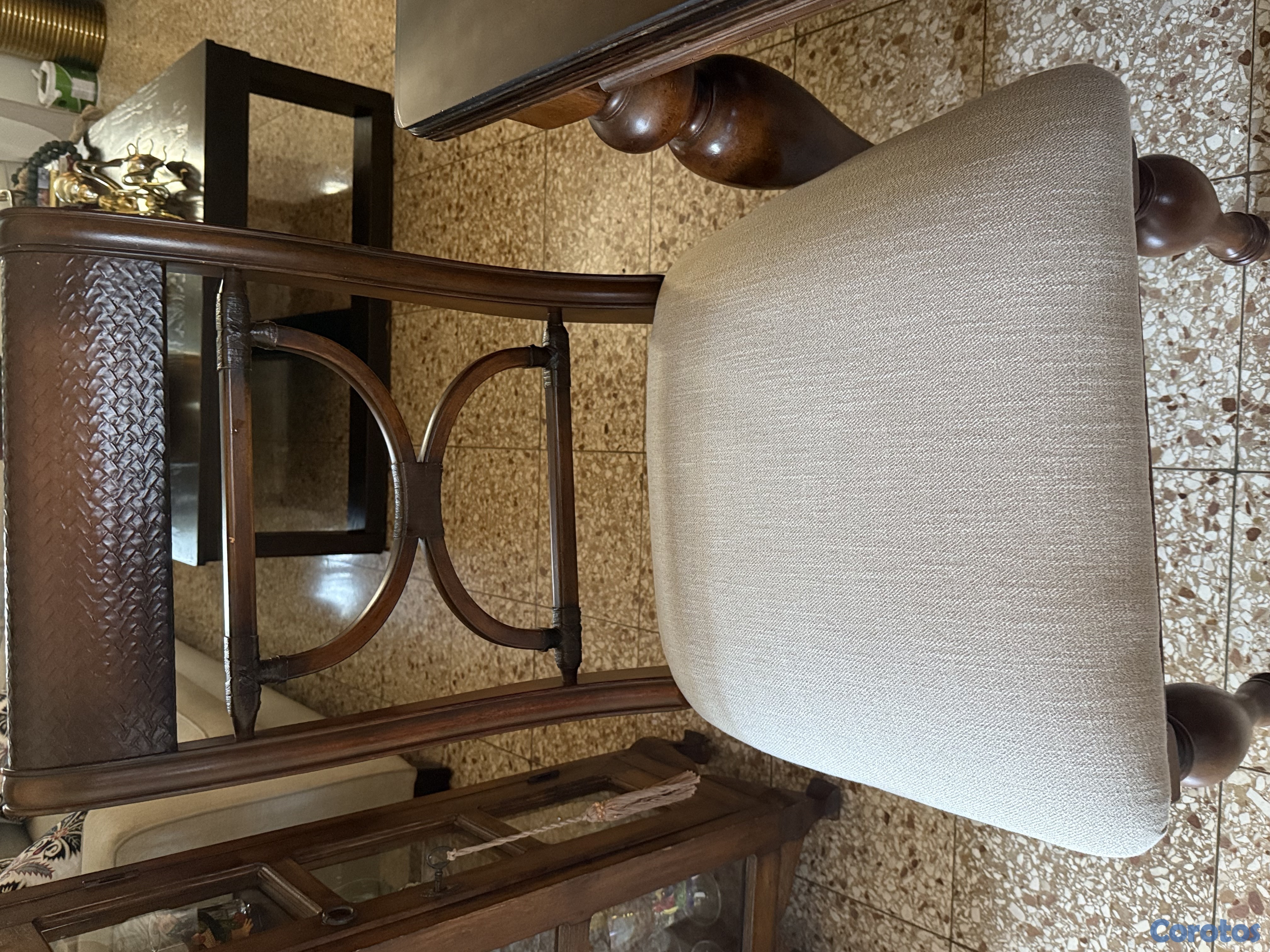 muebles y colchones - Comedor de 8 sillas 1