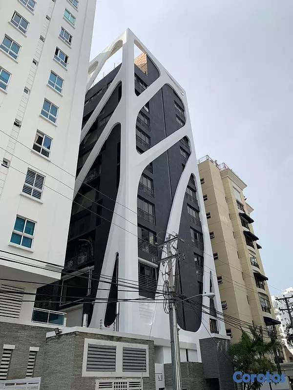 apartamentos - venta de penthouse de 2 niveles en naco de 391mts Distrito nacional  2