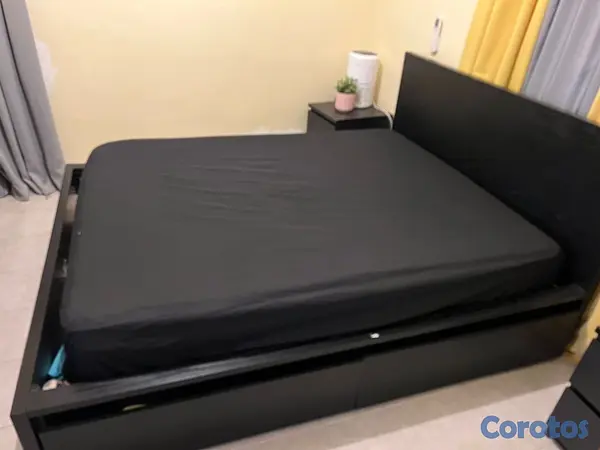 muebles - cama Queen madera prensada con colchón.  3