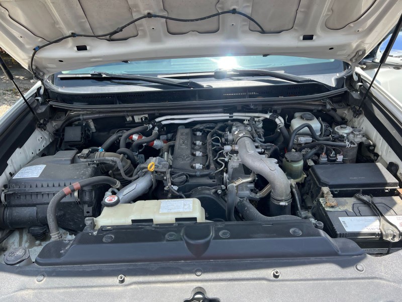 jeepetas y camionetas - Toyota prado vxl 2017 5