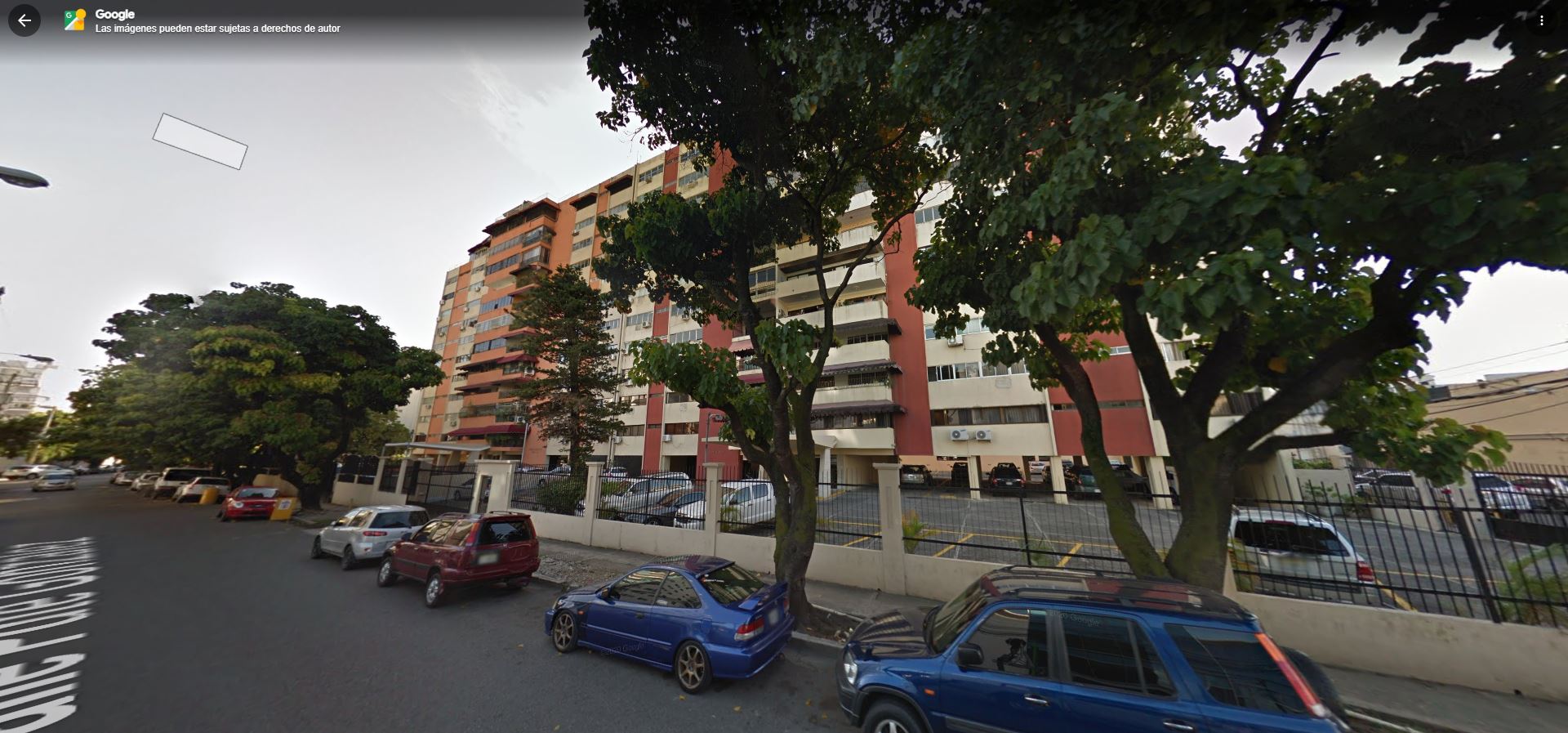 apartamentos - Apartamento en naco para reformar 200m2 2