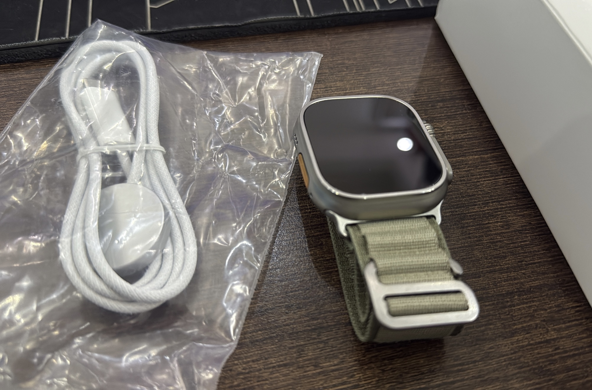accesorios para electronica - Apple Watch Ultra 2 49mm Natural Titanium $ 33,500 2