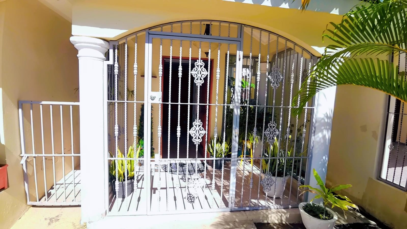 casas - CASA EN VENTA EN SANTIAGO. 1