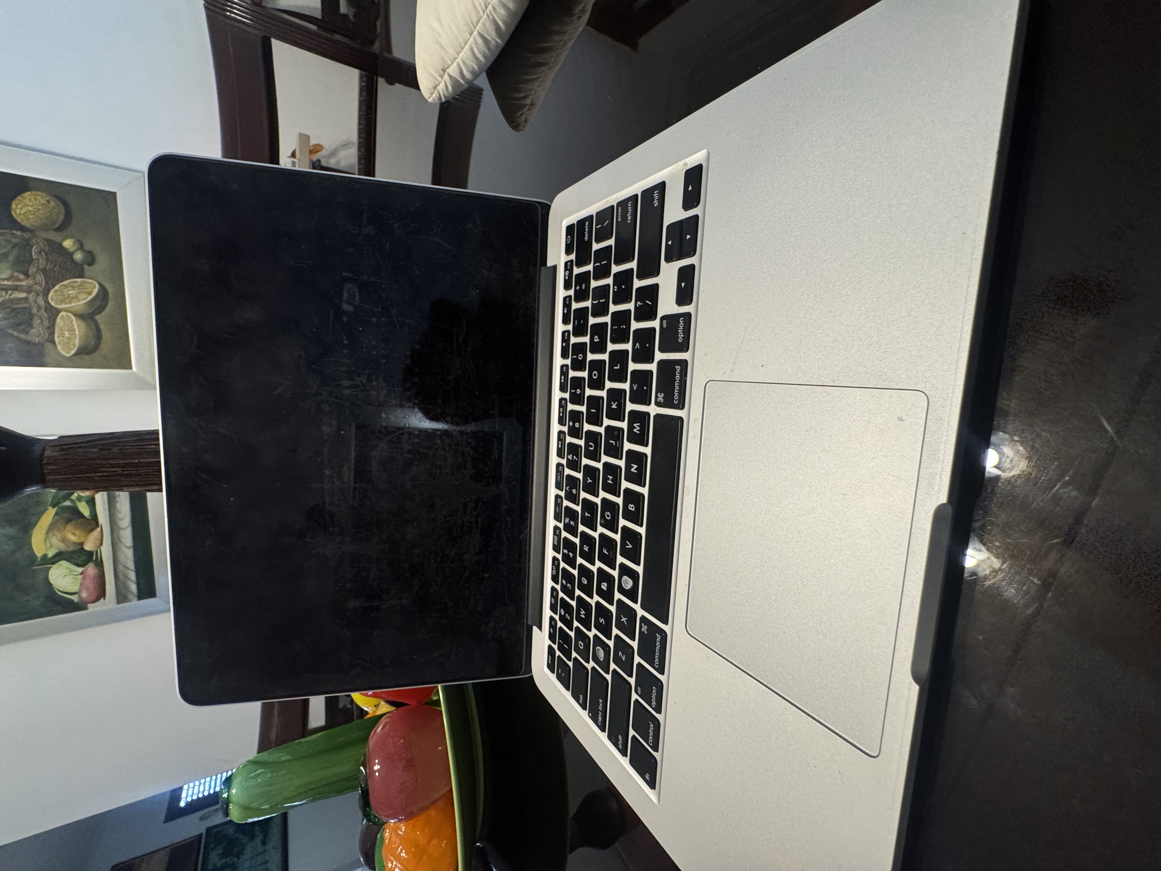 computadoras y laptops - Macbook pro - 2015 usada 3
