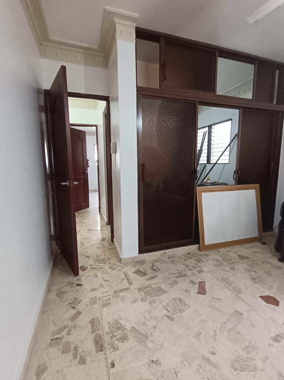 casas - Vivienda con Patio en Llanos de Gurabo 5