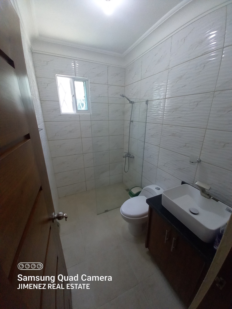 casas - CASA EN RENTA EN SANTIAGO DE LOS CABALLERO  6