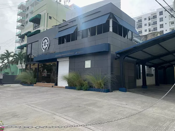oficinas y locales comerciales - Alquiler local en primer nivel  2