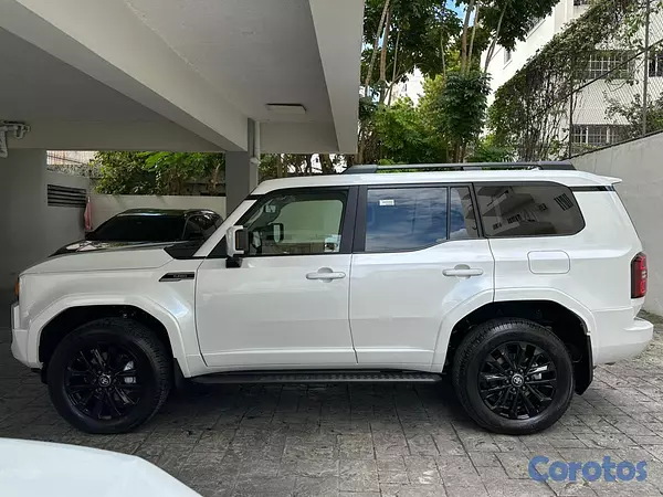 jeepetas y camionetas - Toyota Land Cruiser Prado LUXURY 1L 2026 4