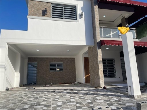 casas - Venta de casa en el mirador del este Santo Domingo este República Dominicana  5