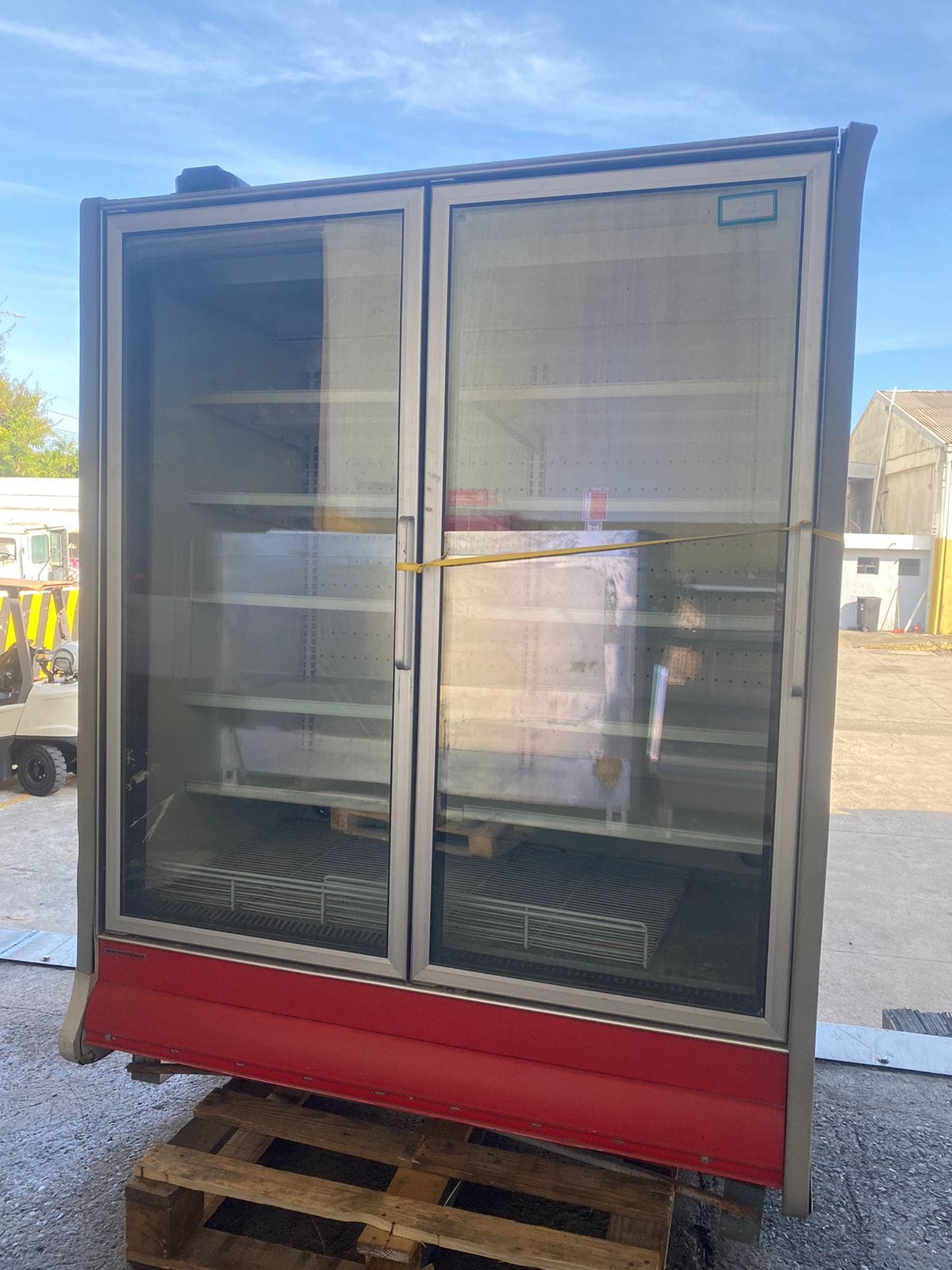 equipos profesionales - HillPhoenix Freezer de 2 y 3 puertas 0