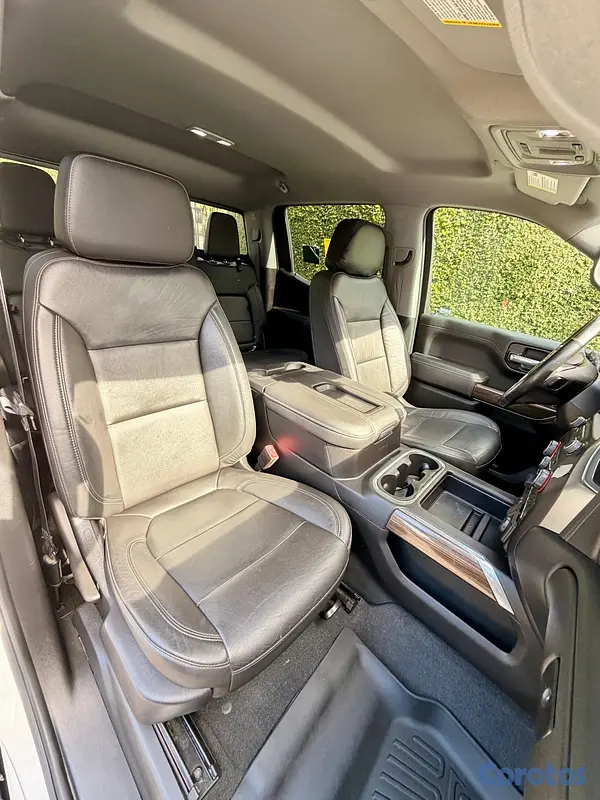 jeepetas y camionetas - Chevrolet Silverado RST DURAMAX 2020 13