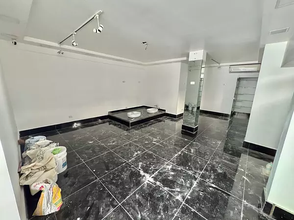 oficinas y locales comerciales - Local Comercial en Alquiler NACO USD 2,000.00  2