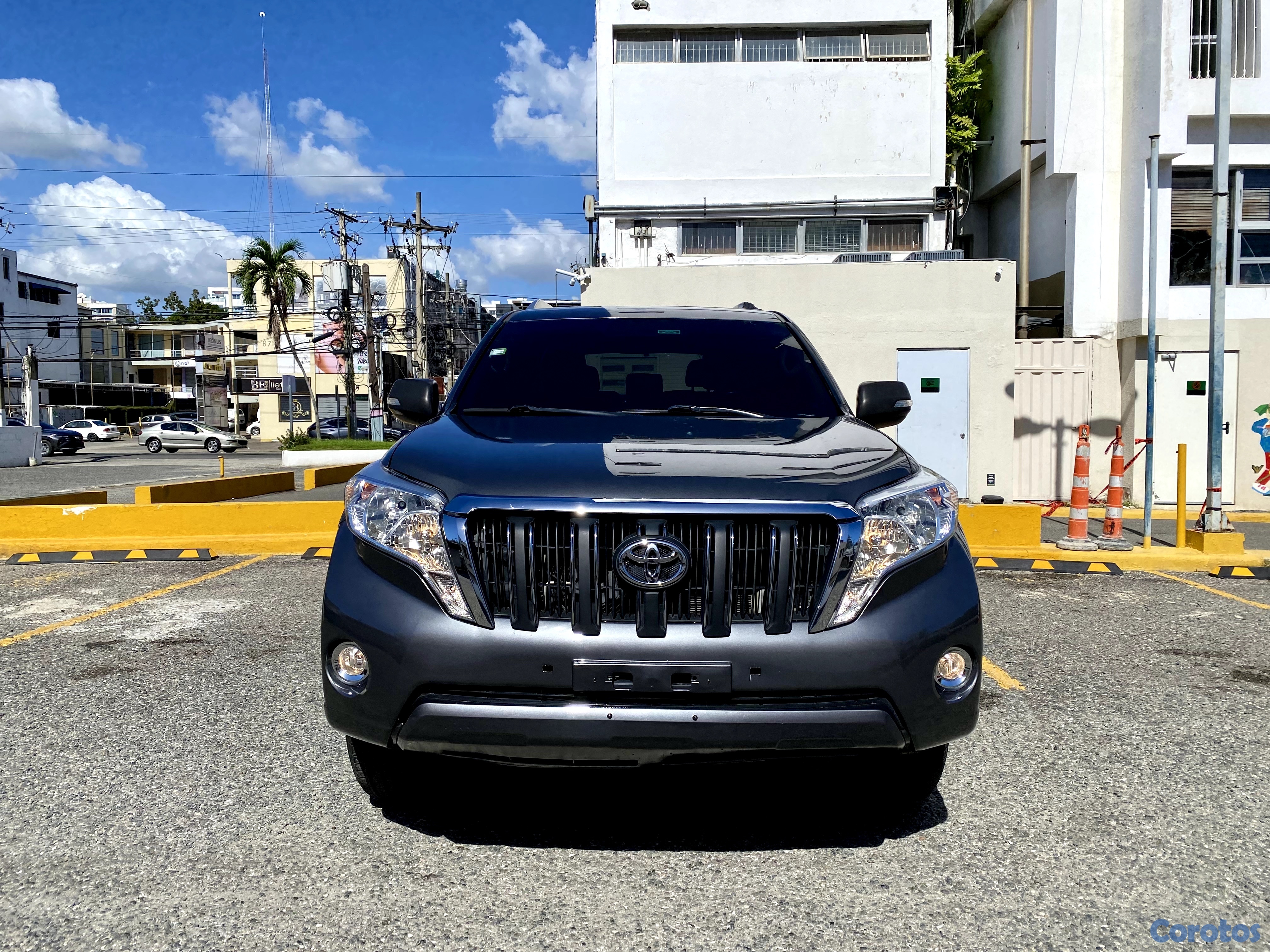 jeepetas y camionetas - Vendo mi Toyota Land Cruiser Prado 4x4  Año 2017   6