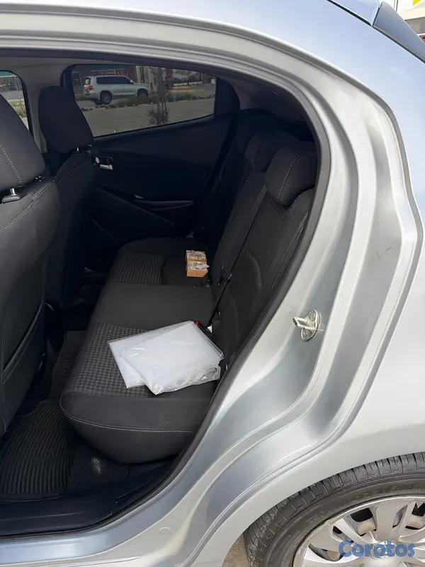 carros - Vendo Mazda Demio 2018 Full 8