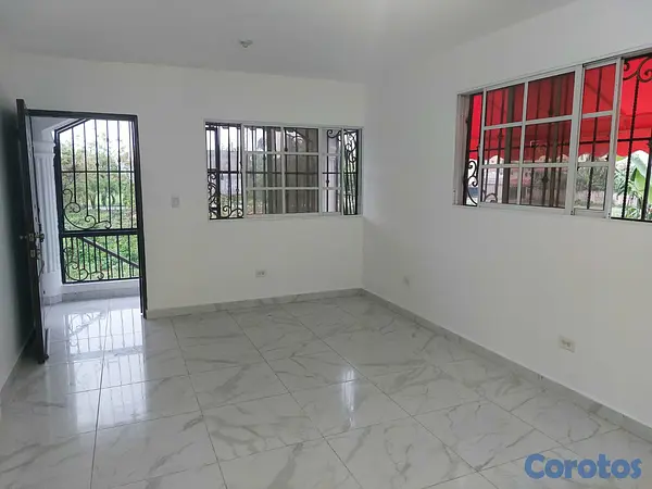 apartamentos - Alquilo Apartamento 2do Nivel como nuevo Zona Oriental 7