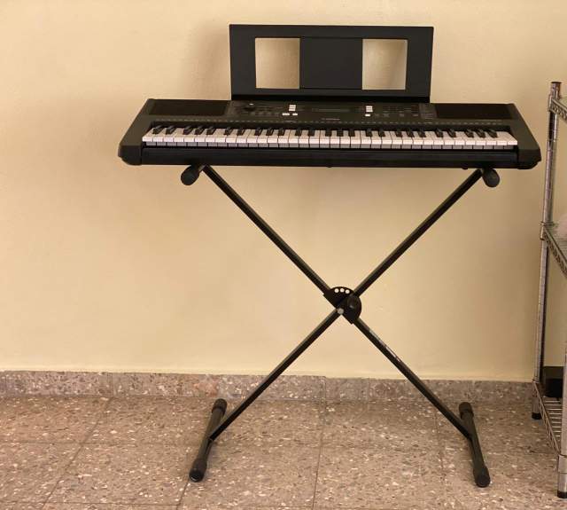 otros electronicos - Piano Yamaha