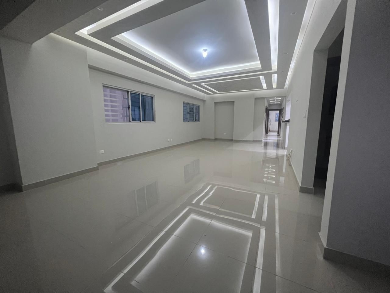 apartamentos - Apartamento 5To piso, Los Restauradores, Distrito Nacional  1