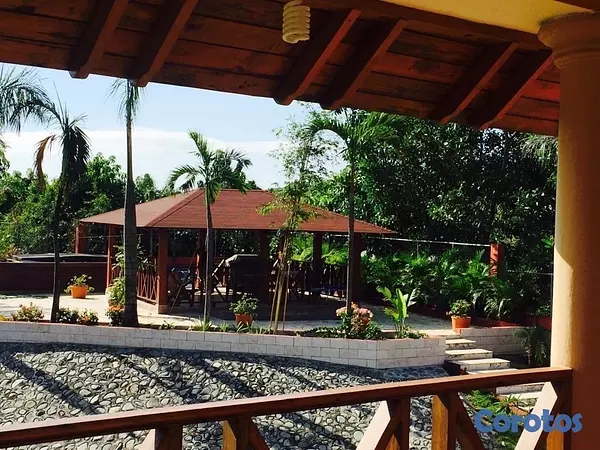 casas vacacionales y villas - venta de Villa vacacional en san Cristóbal con 47 tareas y piscina  3