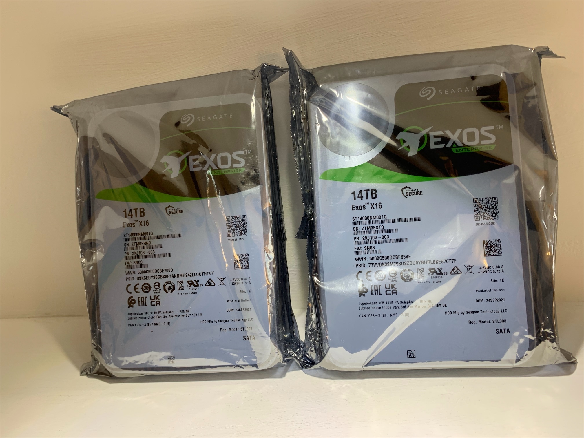 computadoras y laptops - SEGATE 14TB  3