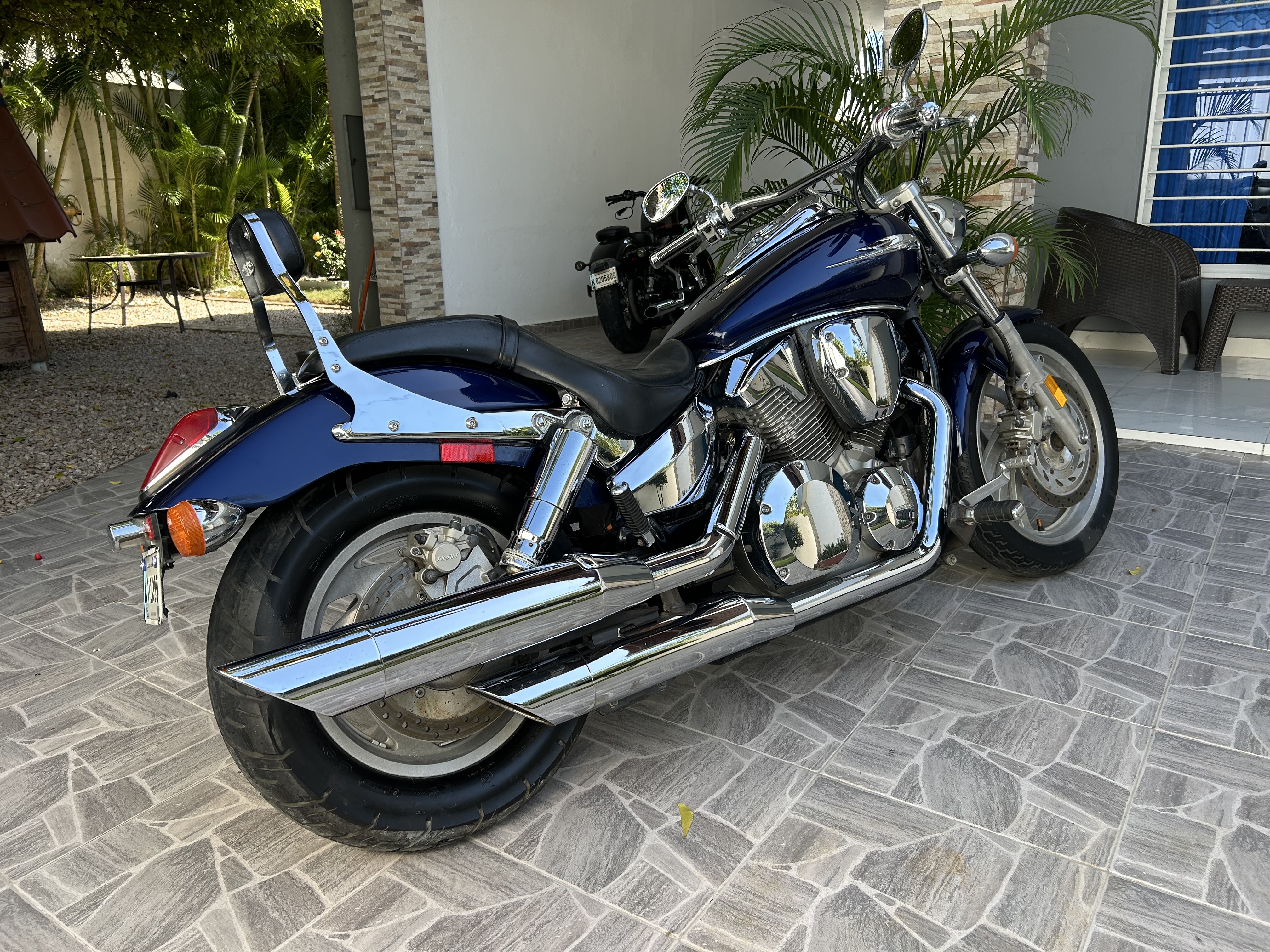 motores y pasolas - Honda Vtx 1300 cc año 2007 4