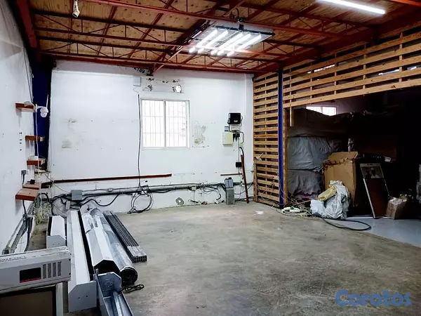 otros inmuebles - Alquilo Nave industrial en Herrera, Pantoja 3