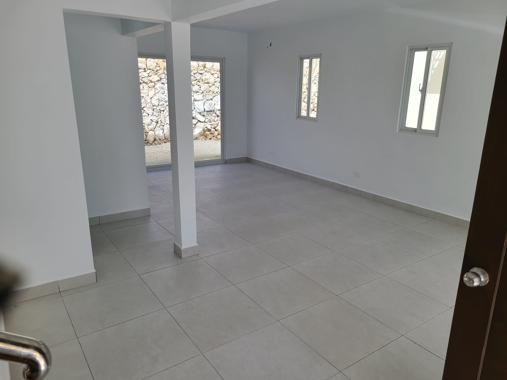 apartamentos - RESIDENCIAL CRISFER PUNTA CANA
VILLA EN ALQUILER SIN MUEBLAR  4