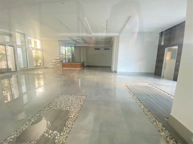 apartamentos - Venta de apartamento en los cacicazgos Distrito Nacional 7mo piso con piscina 8