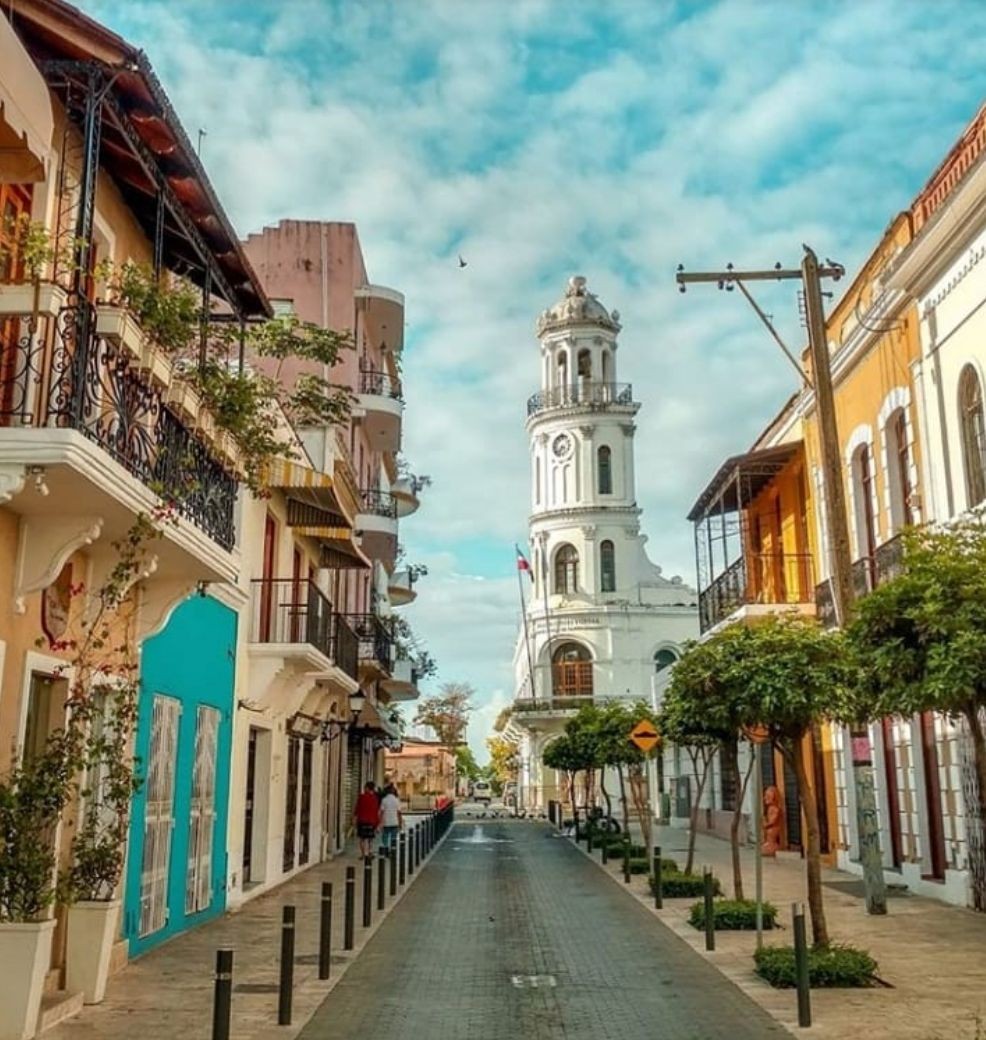 oficinas y locales comerciales - RENTO local comercial en la Zona Colonial