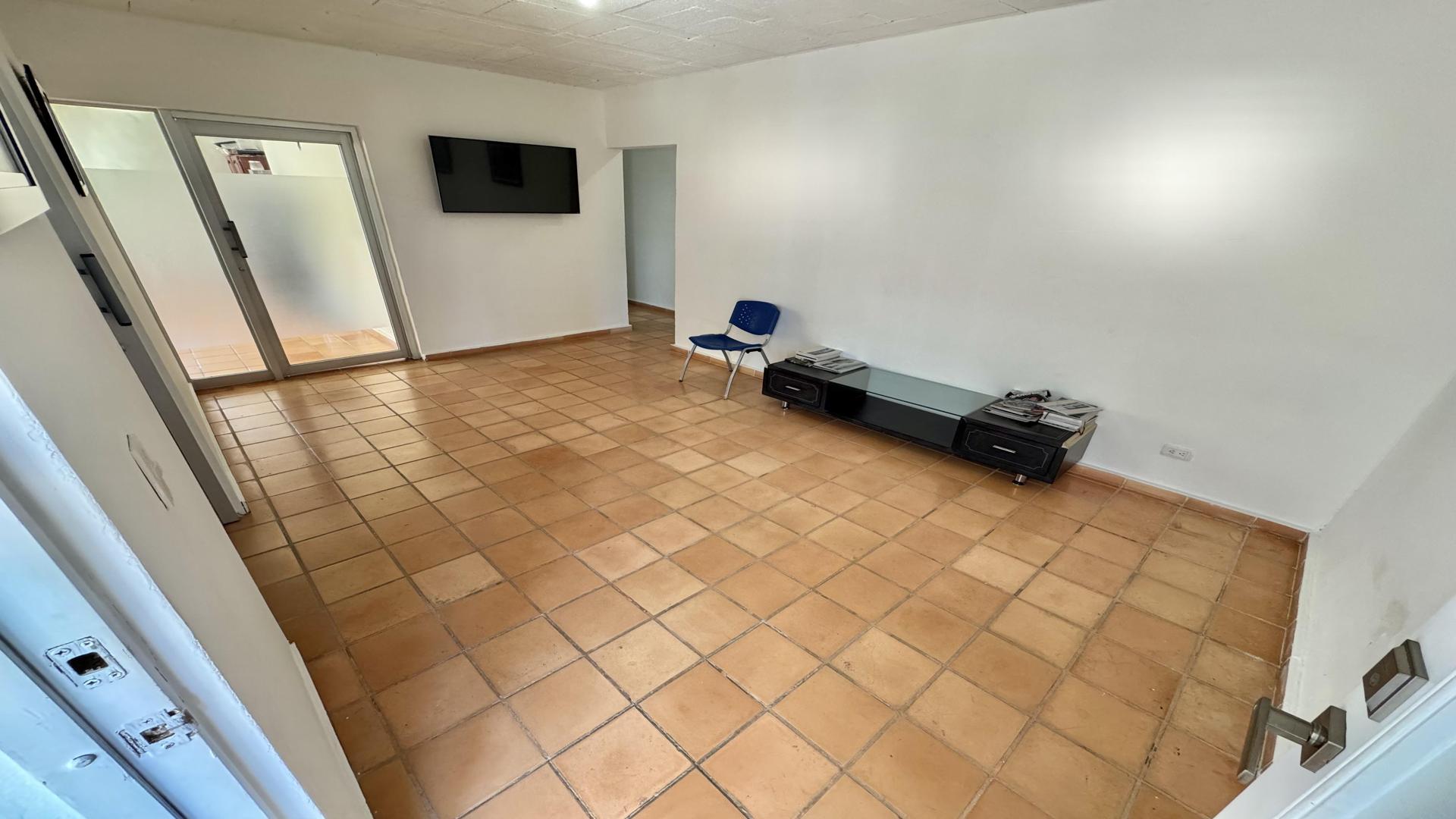oficinas y locales comerciales - Local Comercial en Mirador Sur