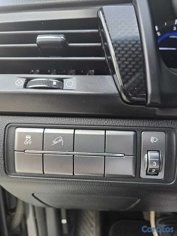jeepetas y camionetas - KGM REXTON 2021 GRIS OSCURO DIESEL 8