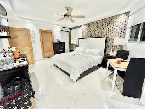casas - Hermosa casa de dos niveles disponible para ser tu próximo hogar.🏠  7