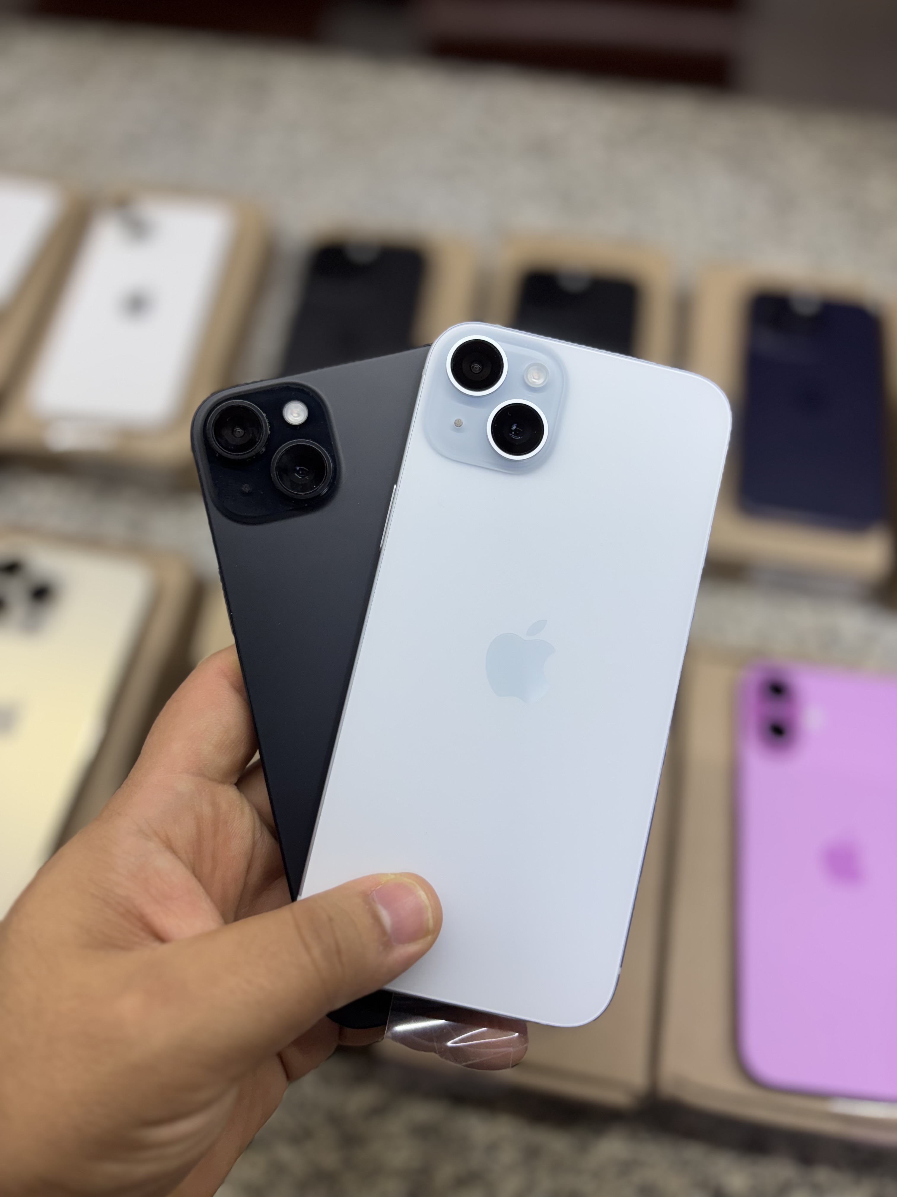 celulares y tabletas - iPhone 15 Plus 128GB Negro/ azul como nuevos.
