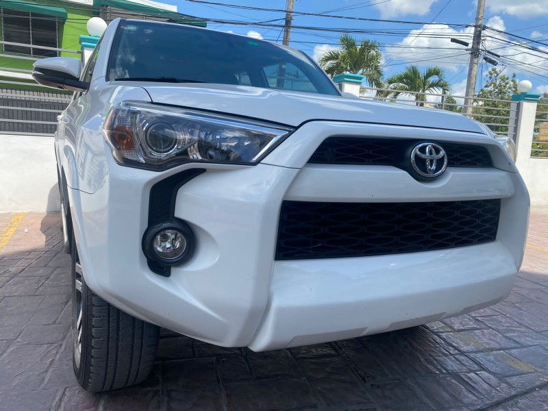 jeepetas y camionetas - Toyota 4runner 2018 3