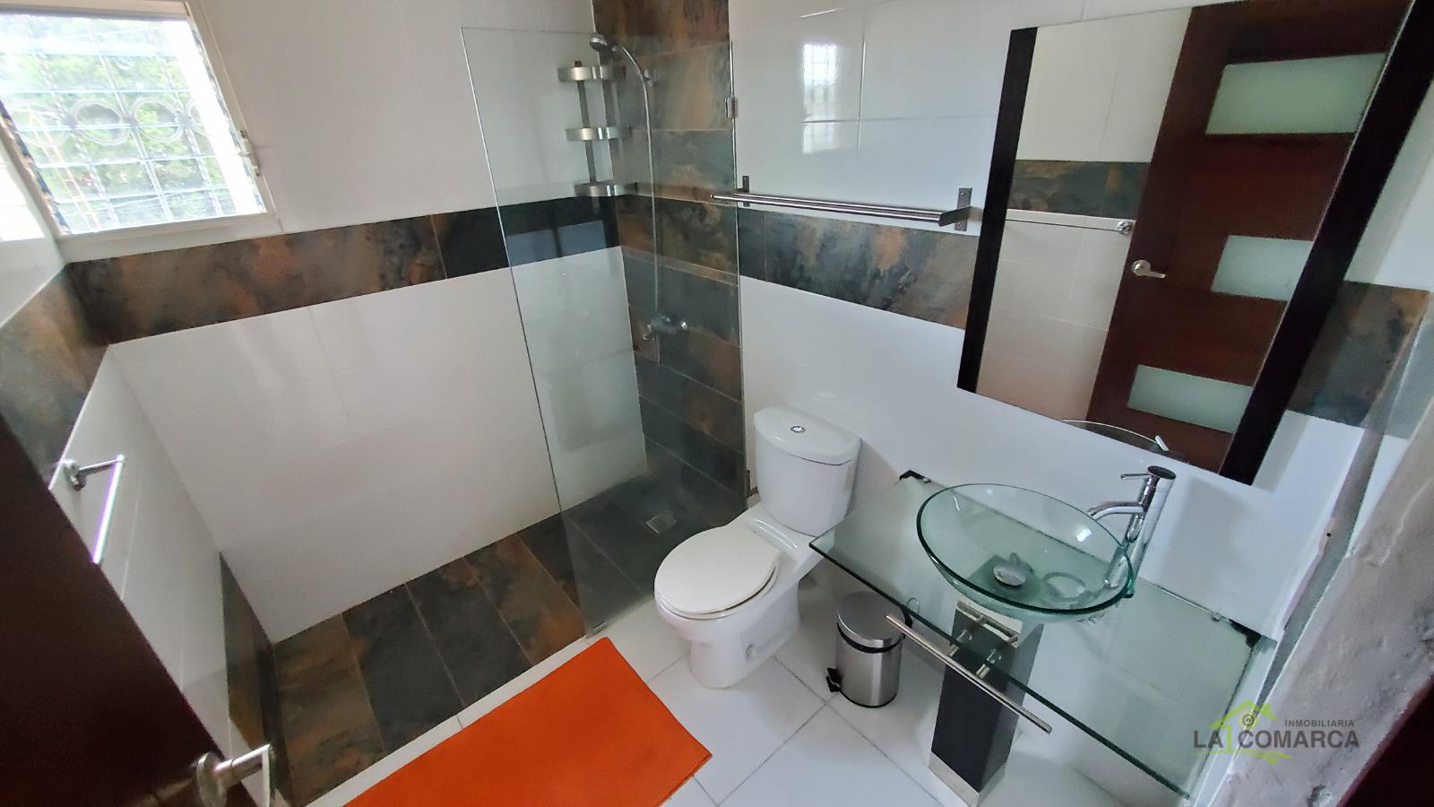 casas - Casa en venta en Urbanización Las Américas 1