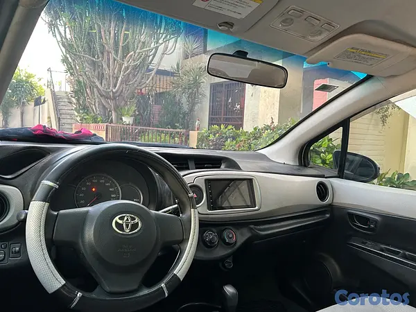 carros - Toyota vitz 2012 2