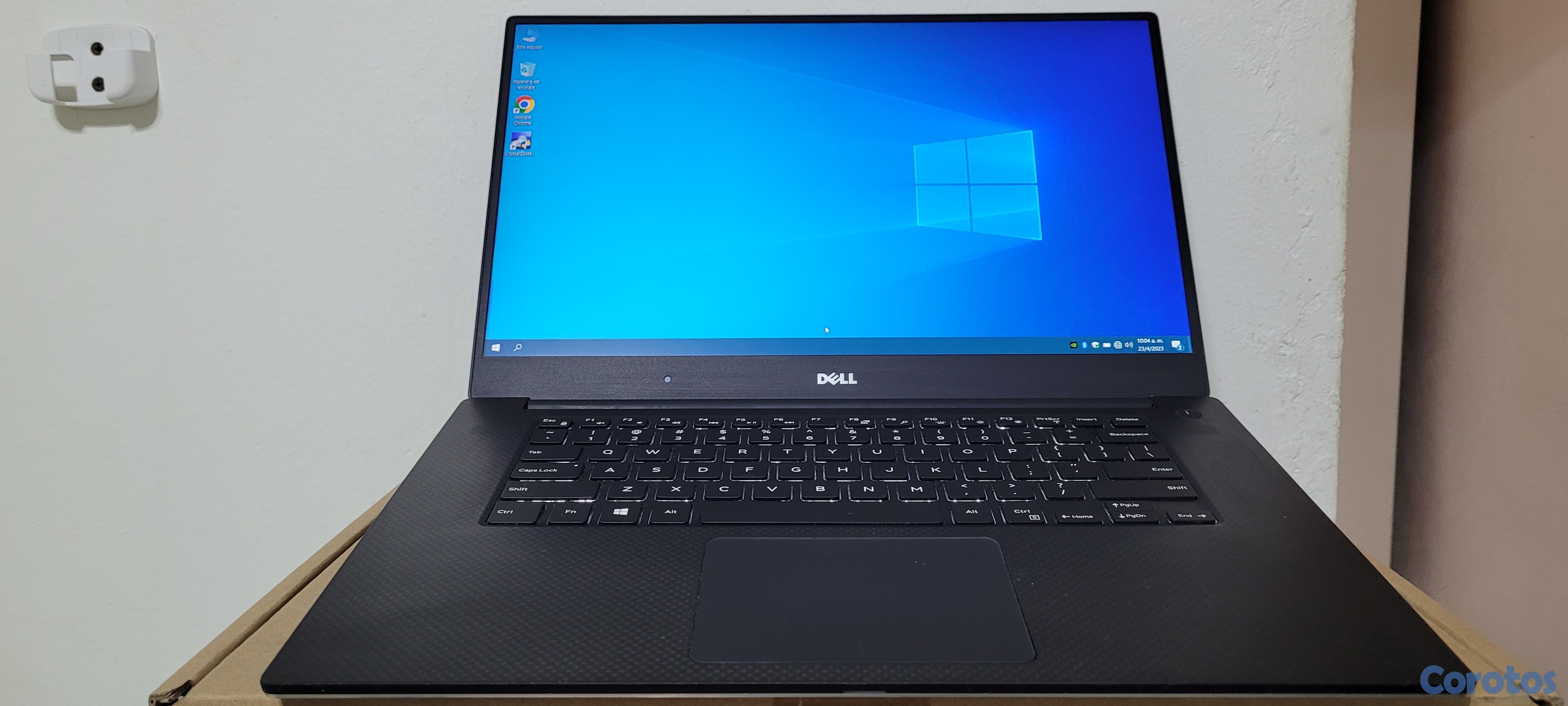 computadoras y laptops - Dell xps Gamer 15 Pulg Core i7 Ram 16gb Disco 256gb SSD Nvidea Gtx 960m 12gb 1