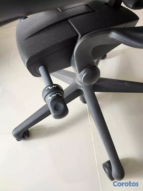 muebles y colchones - Herman Miller Aeron Size C 10