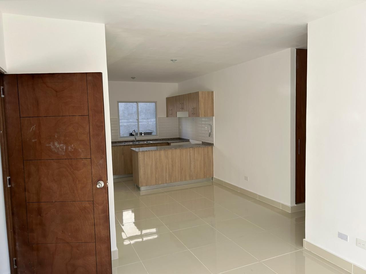 apartamentos - Aquilo apartamento en Nueva Terraza
Avenida monumental
precio: 30,000
 5
