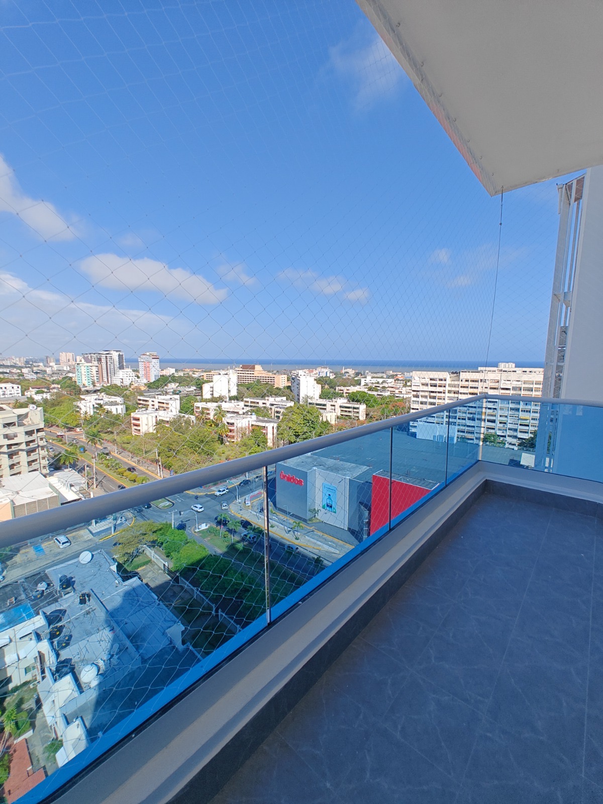 apartamentos - Alquiló bella vista piso 13 dos hab 2.5 baños dos  2
