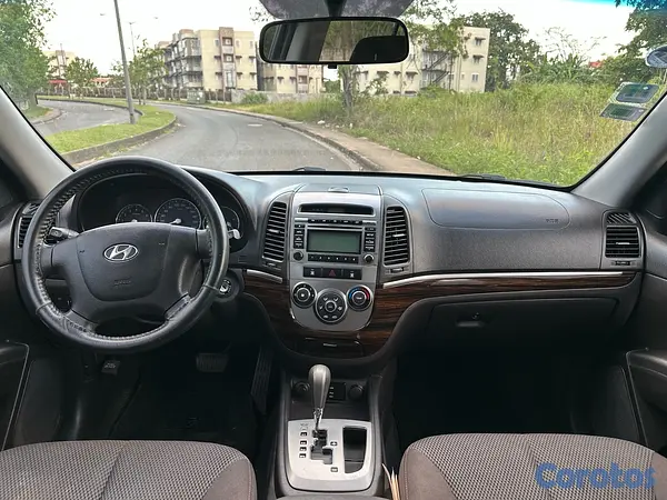 jeepetas y camionetas - Hyundai Santa Fe 2011 (solo 68 mil km) 6