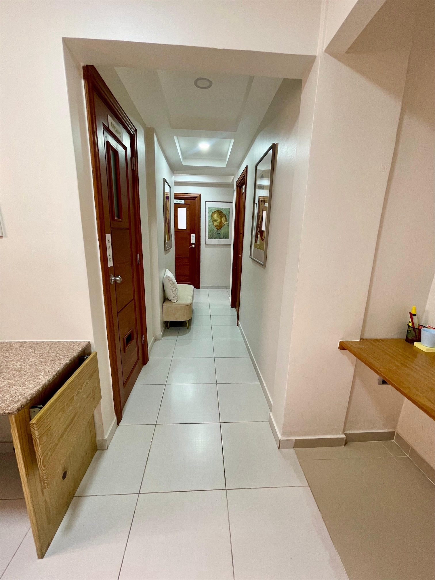 oficinas y locales comerciales - Local en evaristo morales  4