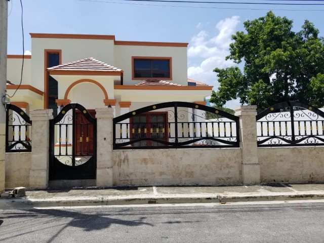 casas - Se vende esta hermosa casa en Neftaly 3 san Francisco de Macorís