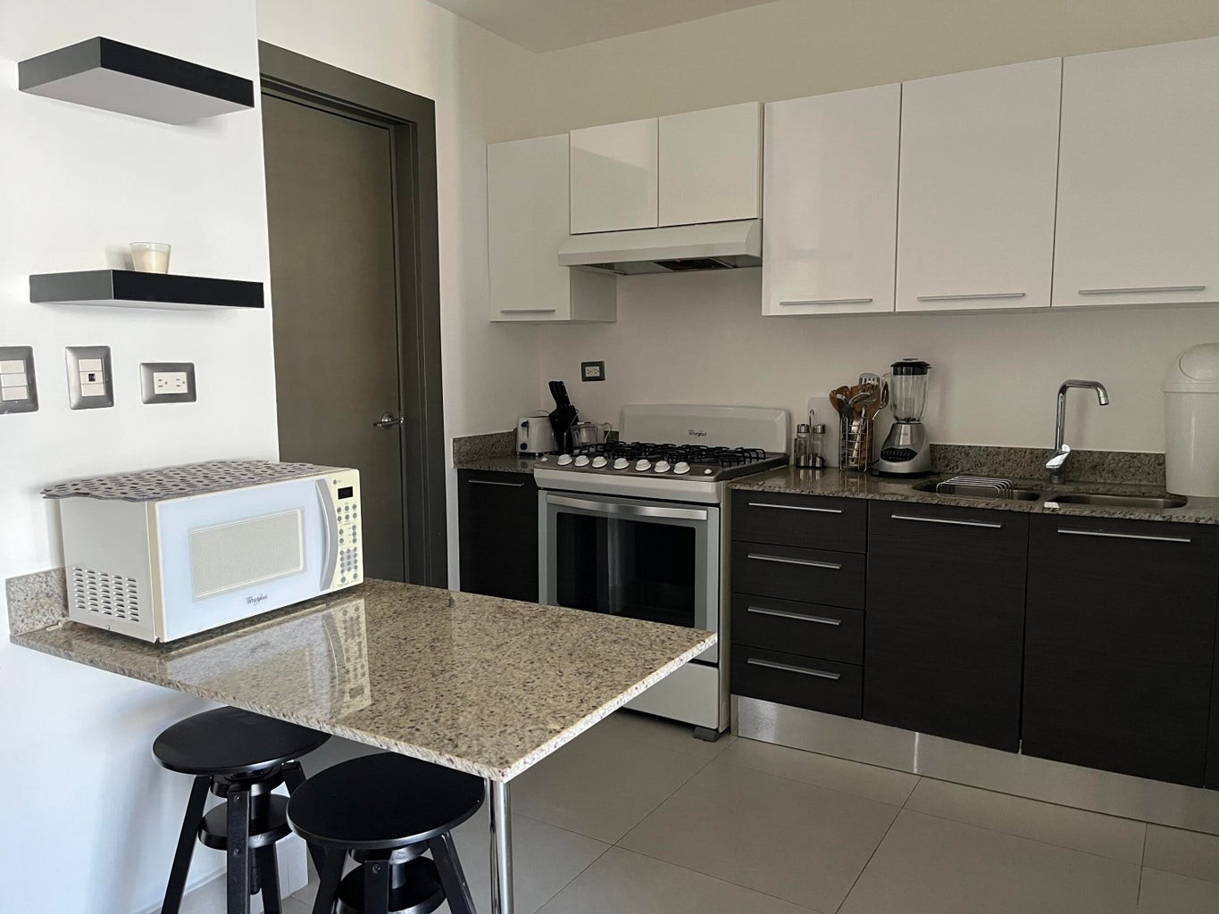 apartamentos - Alquiler Piantini Hermoso Apartamento equipado totalmente de Dos Habitaciones  8